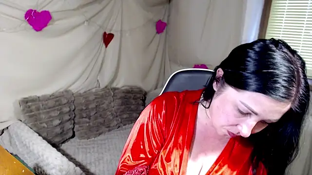 JillStevens online show from 06-19-26, 05:08