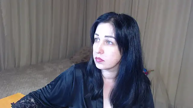 JillStevens online show from 12-16-25, 05:28