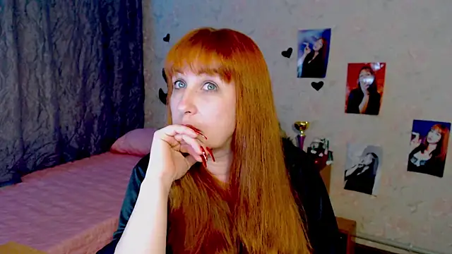 Snapshot of JillStevens chatting on 03-15-25, 06:03 JillStevens online show from 03-15-25, 06:03