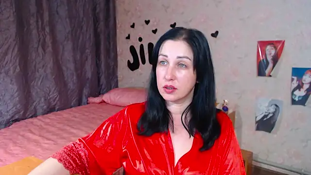 JillStevens online show from 11-29-25, 04:29