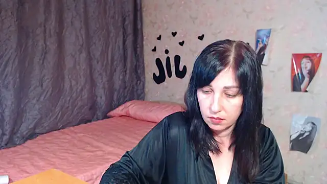 Snapshot of JillStevens chatting on 09-12-25, 06:51 JillStevens online show from 09-12-25, 06:51