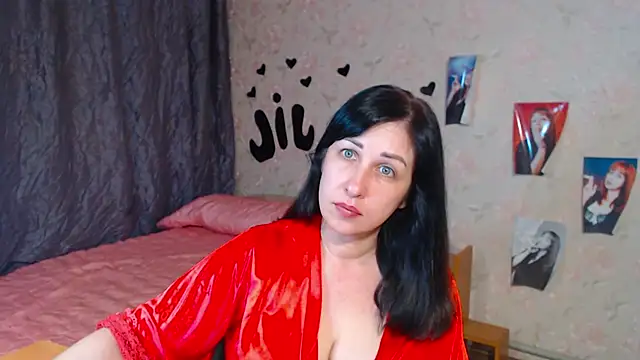 Snapshot of JillStevens chatting on 09-10-25, 03:55 JillStevens online show from 09-10-25, 03:55