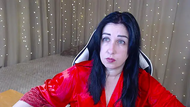 Snapshot of JillStevens chatting on 02-04-26, 01:44 JillStevens online show from 02-04-26, 01:44