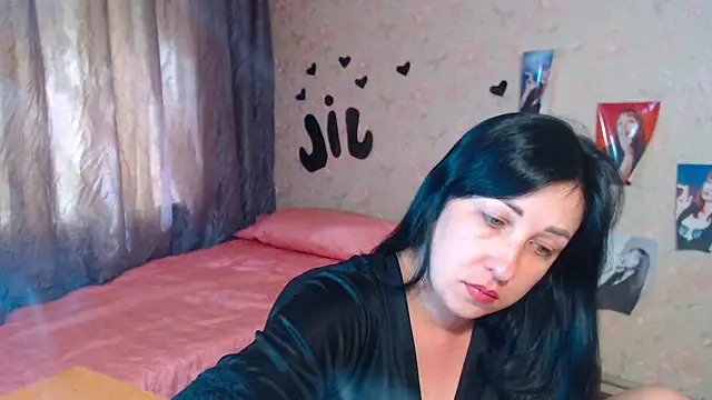 Snapshot of JillStevens chatting on 09-22-25, 08:53 JillStevens online show from 09-22-25, 08:53