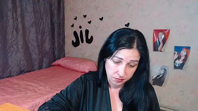 JillStevens online show from 11-08-25, 04:32