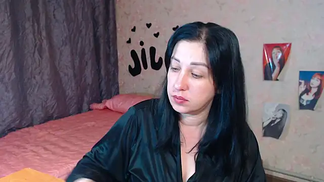 JillStevens online show from 11-19-25, 01:55