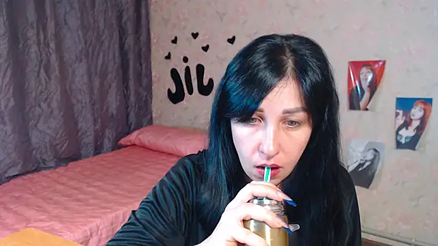 JillStevens online show from 11-07-25, 04:17