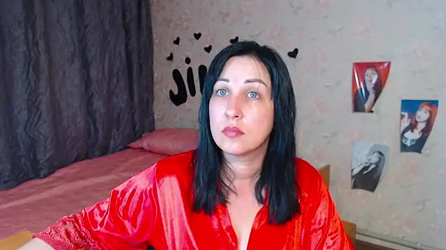 Snapshot of JillStevens chatting on 09-23-25, 02:24 JillStevens online show from 09-23-25, 02:24