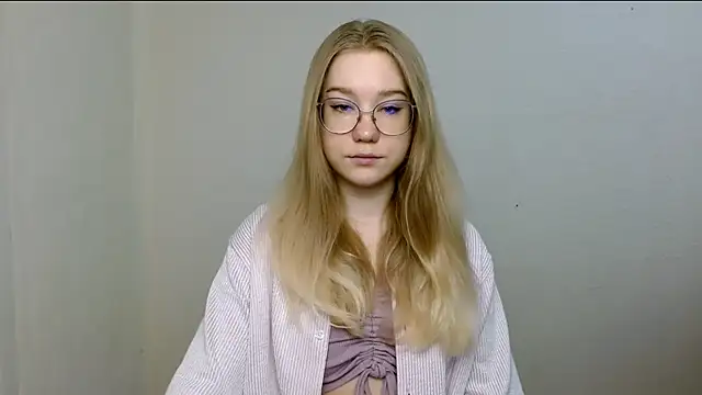 Snapshot of cindi_hot chatting on 05-02-26, 10:09 cindi hot online show from 05-02-26, 10:09