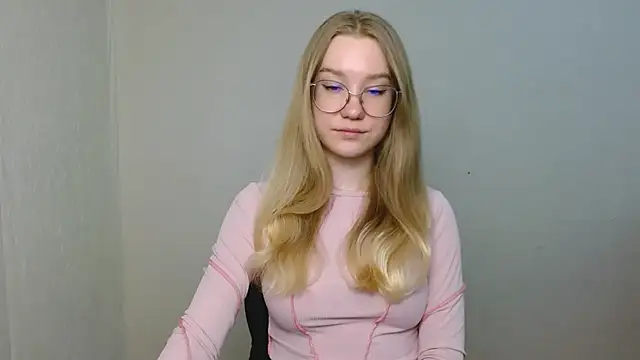 cindi hot online show from 03-18-26, 10:29