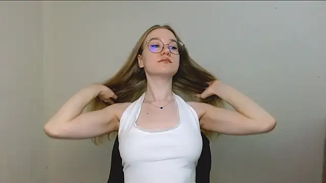 cindi hot online show from 07-22-26, 09:33
