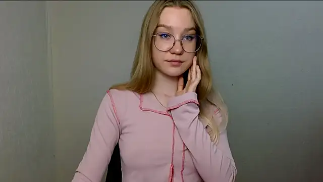 cindi hot online show from 06-19-26, 02:34