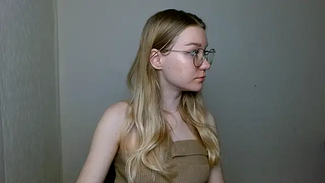 cindi hot online show from 12-01-25, 10:16