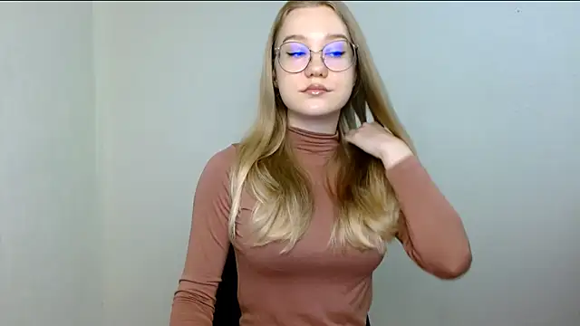 Snapshot of cindi_hot chatting on 05-29-26, 09:59 cindi hot online show from 05-29-26, 09:59