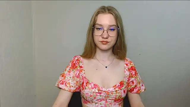 cindi hot online show from 07-17-26, 09:17