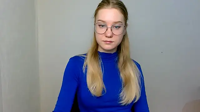 cindi hot online show from 12-17-25, 11:37