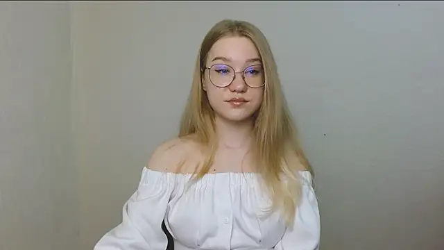 cindi hot online show from 04-23-26, 12:29