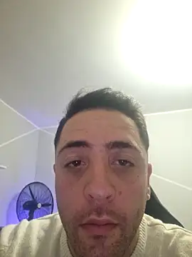 1ninefellababy online show from 12-18-25, 06:23