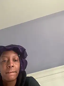 Bluesaphireee online show from 03-11-25, 05:35