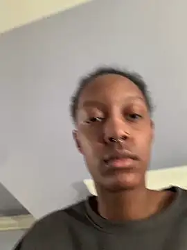 Bluesaphireee online show from 03-03-25, 04:58