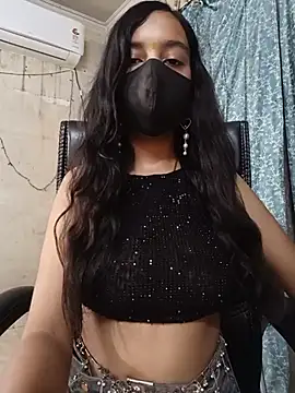 Parinaaz18 online show from 07-18-26, 01:58