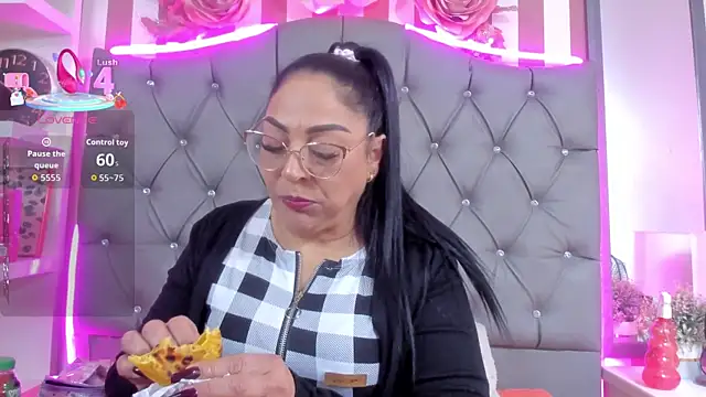 Gina Myers online show from 11-07-25, 12:42