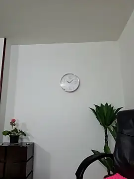Gina Myers online show from 04-25-26, 03:09