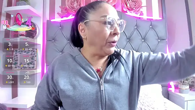 Gina Myers online show from 10-19-25, 12:52