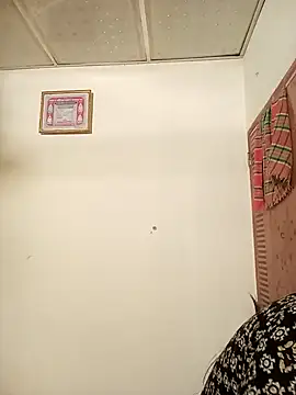 Cute-Pria online show from 12-15-24, 09:31