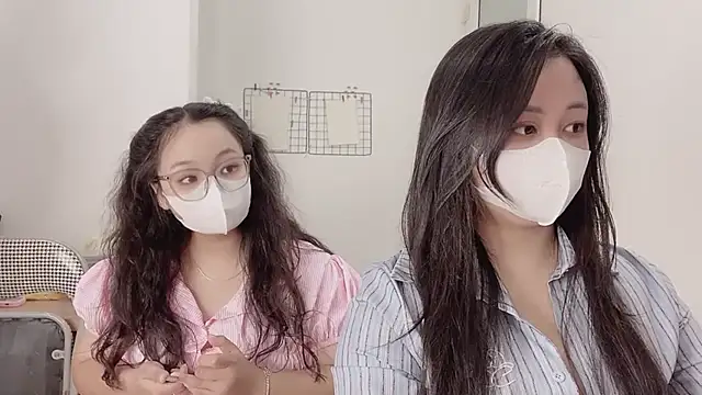 Snapshot of Bamboo_Swetie chatting on 10-22-25, 03:11 Bamboo Swetie online show from 10-22-25, 03:11