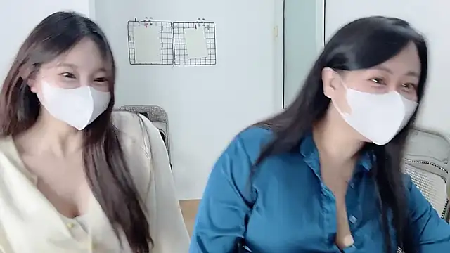 Snapshot of Bamboo_Swetie chatting on 01-12-26, 04:03 Bamboo Swetie online show from 01-12-26, 04:03