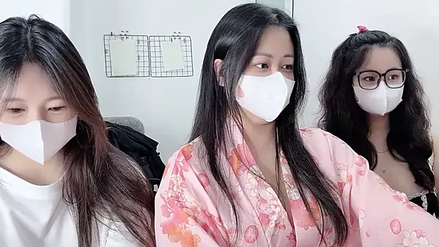 Snapshot of Bamboo_Swetie chatting on 01-06-26, 02:21 Bamboo Swetie online show from 01-06-26, 02:21