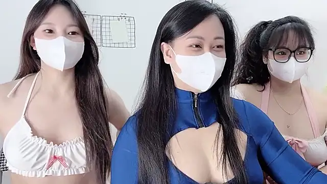 Snapshot of Bamboo_Swetie chatting on 01-08-26, 04:02 Bamboo Swetie online show from 01-08-26, 04:02