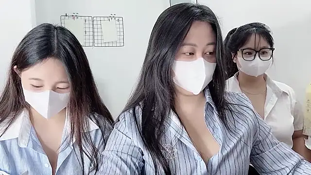 Snapshot of Bamboo_Swetie chatting on 01-14-26, 04:21 Bamboo Swetie online show from 01-14-26, 04:21