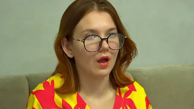 LessySmith online show from 11-30-25, 04:57