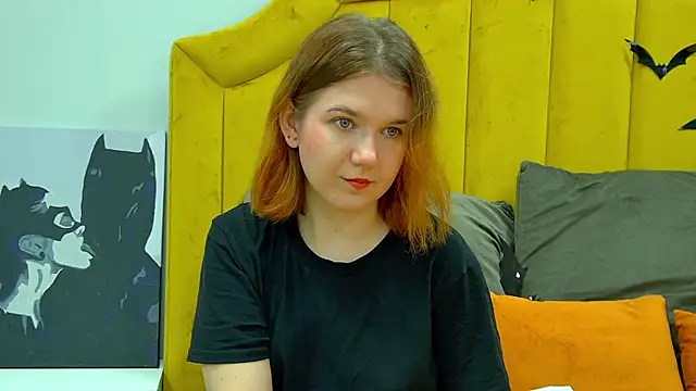 LessySmith online show from 10-27-25, 04:19