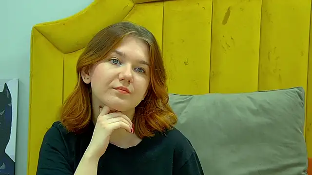 LessySmith online show from 11-10-25, 04:23