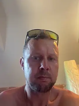Snapshot of Hornybiboy66 chatting on 06-20-26, 03:06 Hornybiboy66 online show from 06-20-26, 03:06