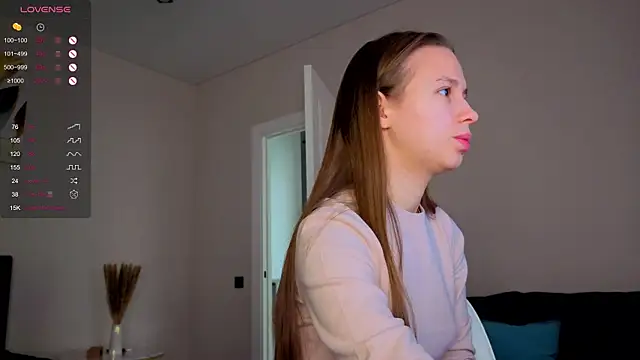 Snapshot of Dream_emma chatting on 11-29-25, 04:45 Dream emma online show from 11-29-25, 04:45