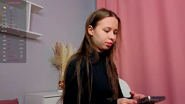 Snapshot of Dream_emma chatting on 02-16-26, 04:22 Dream emma online show from 02-16-26, 04:22