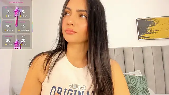 Snapshot of kareena_basu chatting on 02-03-26, 03:26 kareena basu online show from 02-03-26, 03:26