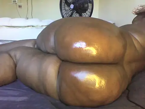 Gorgeous ass20 online show from 02-10-26, 01:32