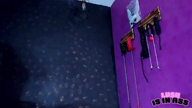 Alexa Slave online show from 04-09-26, 07:20