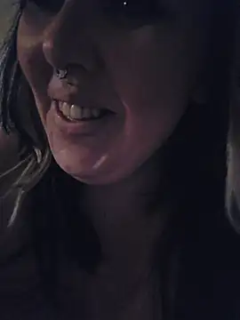 -BonnieBlack- online show from 04-02-26, 04:08