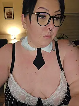 -BonnieBlack- online show from 01-08-26, 08:37