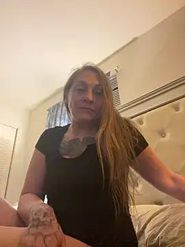 Snapshot of StaceyWildXo chatting on 02-15-26, 03:51 StaceyWildXo online show from 02-15-26, 03:51
