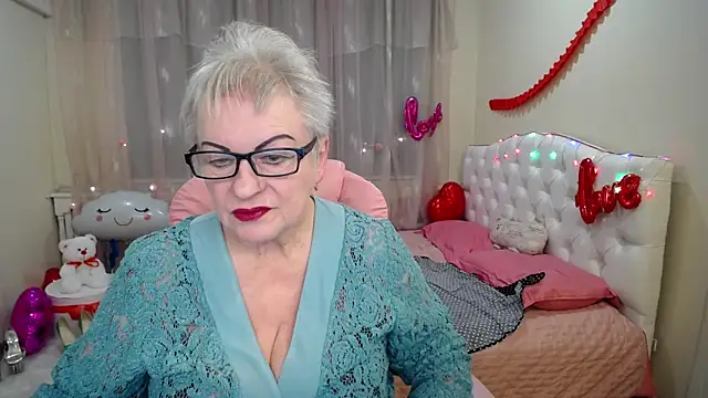 KayleSmoll online show from 02-25-25, 10:53