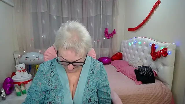 KayleSmoll online show from 02-26-25, 07:42