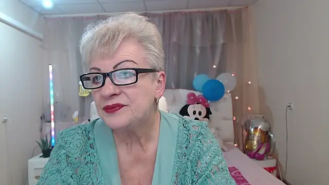 KayleSmoll online show from 09-27-25, 06:25