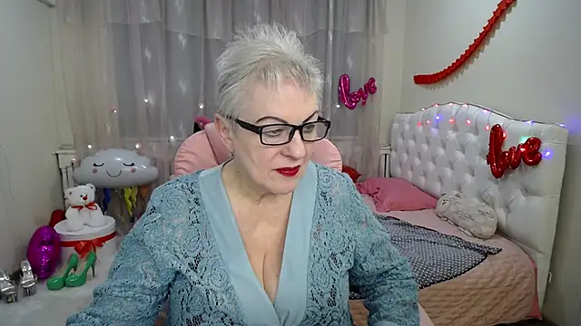 KayleSmoll online show from 02-20-25, 01:25